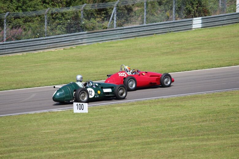 まとめ｜VPNで安全にF1放送を無料視聴しよう